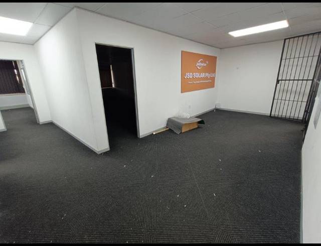 BUSINESS PROPERTY TO RENT IN HALFWAY HOUSE